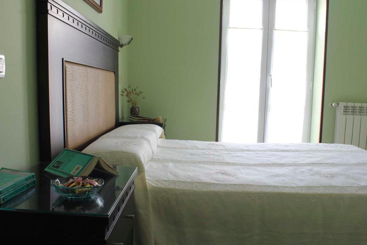 Apartamentos Casa Germana Tapia De Casariego Eksteriør bilde