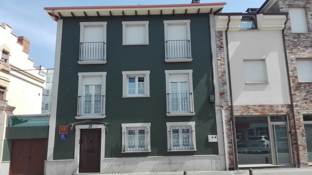 Apartamentos Casa Germana Tapia De Casariego Eksteriør bilde